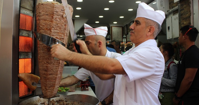 Yanarsa kanser, çiğ kalırsa ishal yapıyor