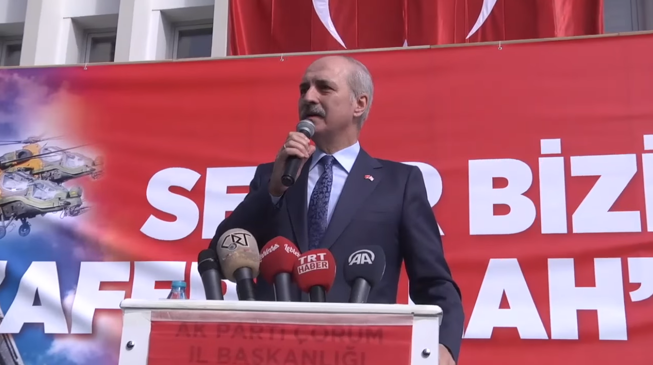Numan Kurtulmuş Fetih Suresi okudu