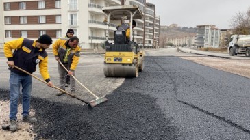 Belediyeden Yeni Yerleşim Bölgelerine Asfalt Hizmeti