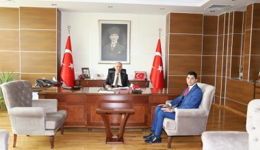 Vali Aktaş Kızılırmak Yeni Kaymakamı Mehmet Kılıç’ı Kabul Etti