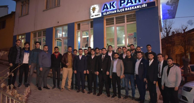 AK Gençlik, İlçe Teşkilatlarını Ziyaret Etti.