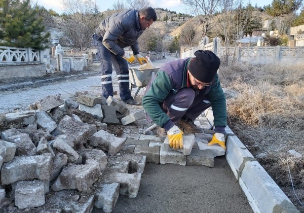 Belediyeden Sarıbaba Mezarlığında Çalışma