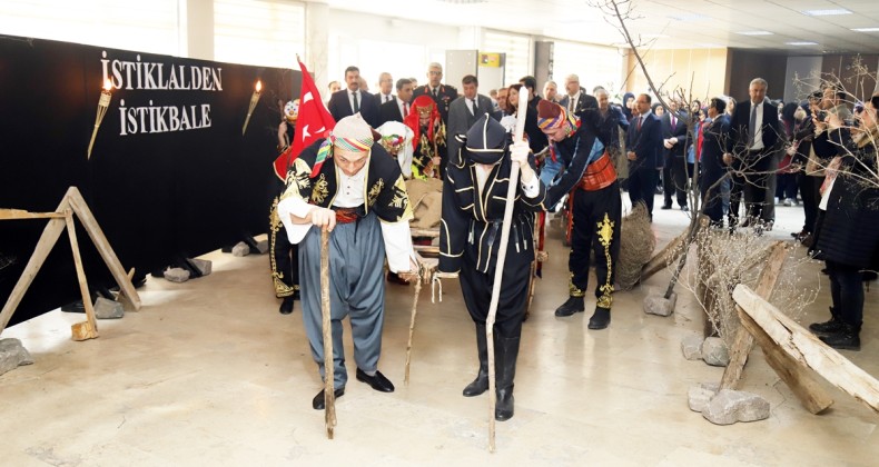 İstiklal Marşı’nın Kabulü ve Mehmet Akif Ersoy’u Anma Programı Düzenlendi