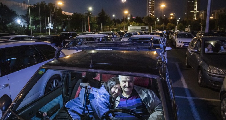 İstanbul’da arabalı açık hava sinema keyfi