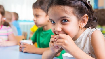 Az pişen ette böbrek yetmezliği riski; çocukları daha fazla etkiliyor