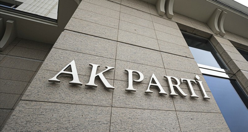 AK Parti, CHP’nin elinde ‘İstanbul’un Kaybolan Yılları’nı anlatacak