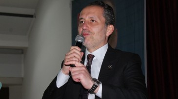 Erbakan Yozgat’ta konuştu: Halkımız rantçı belediyecilikten bıktı!