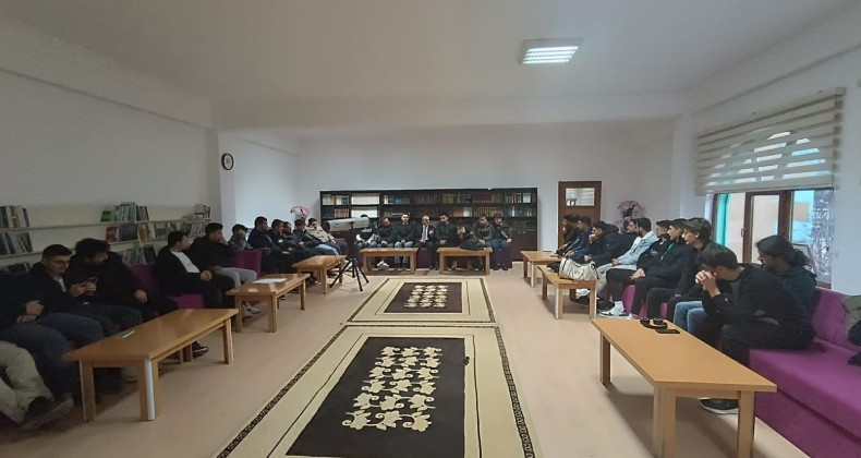 Yozgat Müftüsü, KYK Yurdu öğrencileriyle bir araya geldi