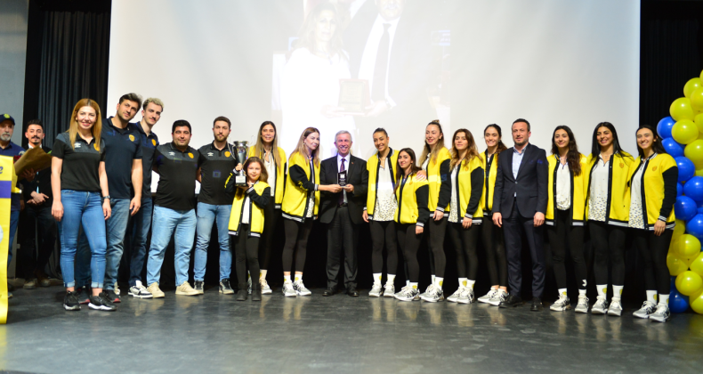Spor Ankara tarafından ‘2023 Yılı En İyiler Spor Ödülleri’ şöleni düzenlendi