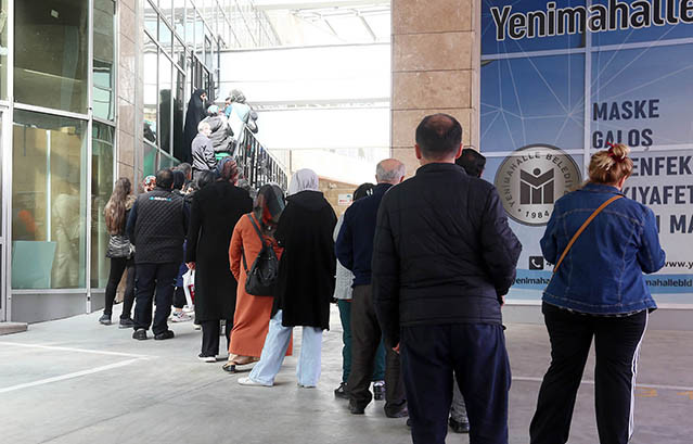 Yenimahalle’de Yenikart ile ailelere ekonomik destek