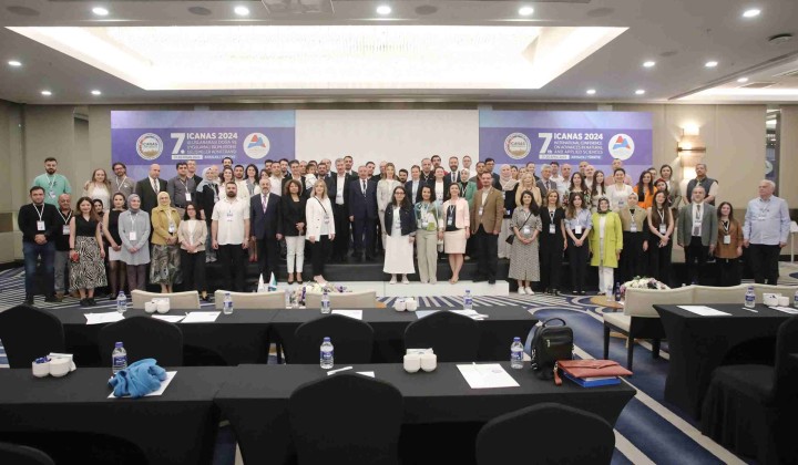 AİÇÜ’de Doğa ve Uygulamalı Bilimlerdeki Gelişmeler Konferansı – Birlik Haber Ajansı- Türkiye’nin Haber Ağı