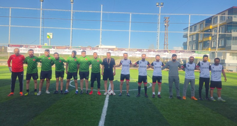 Ağrı’da geleneksel öğretmenler arası futbol turnuvası başladı