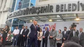 MERSİN’DE VAHAP SEÇER İKİNCİ DÖNEME RESMEN BAŞLADI