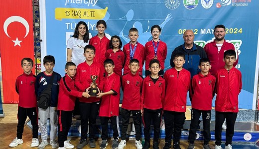 Erzincan İl Özel İdaresi Spor Kulübü Türkiye üçüncüsü