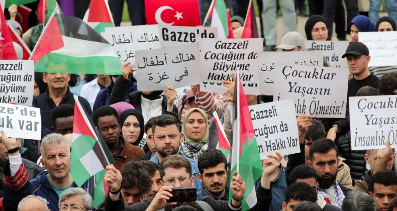 Tokat’ta üniversite öğrencilerinden protesto