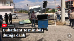 Buharkent’te minibüs durağa daldı