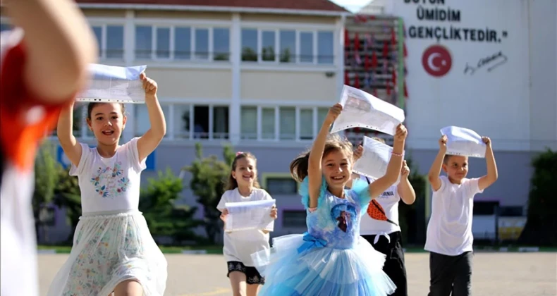 Milli Eğitim Bakanlığı’ndan yeni yaz tatili kararı