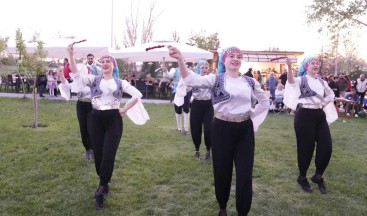 Ankara’da Balkan Hıdırellezi coşkusu: Binlerce kişi baharı ve birliği kutladı – Birlik Haber Ajansı