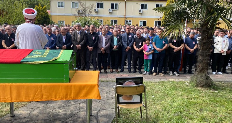 Zonguldak’ta kalp krizinden vefat eden madenci toprağa verildi – Birlik Haber Ajansı
