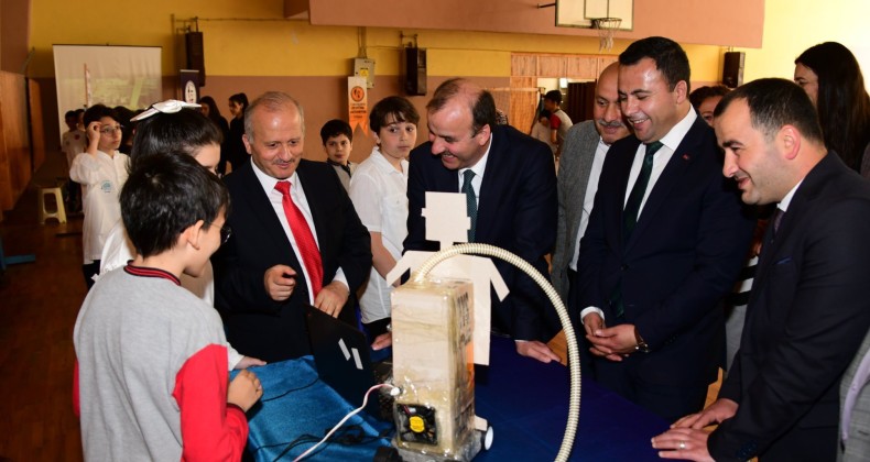 Harezmi Eğitim Modeli kapsamında ‘Suya Yazanlar ve Yazarlık Eğitimi Proje Ürünleri Sergisi’ne yoğun ilgi – Birlik Haber Ajansı