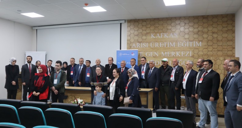 Ardahan’da Kafkas Arısı Çalıştayı gerçekleştirildi – Birlik Haber Ajansı