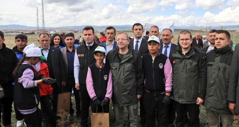 Kars’ta “Meyve Ormanı Fidan Dikimi” etkinliği düzenlendi – Birlik Haber Ajansı