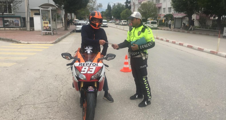 Burdur Emniyetinden motosiklet kullanıcılarına sıkı denetim – Birlik Haber Ajansı
