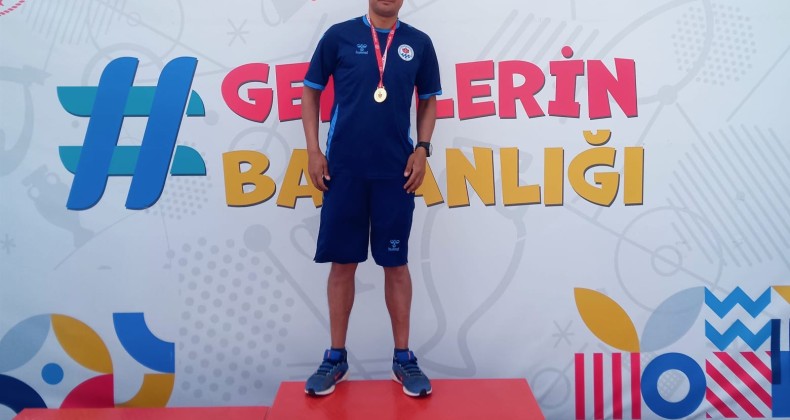 Emrah Öztürk’ten Türkiye rekoru – Birlik Haber Ajansı