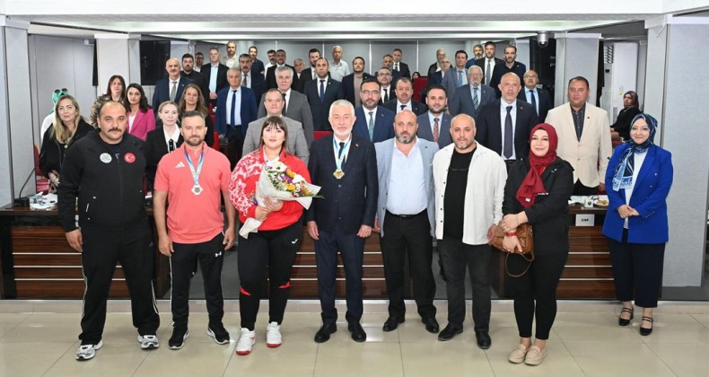 Başkan Başdeğirmen: Fatmagül’ün başarısı Isparta’mızın gururu – Birlik Haber Ajansı