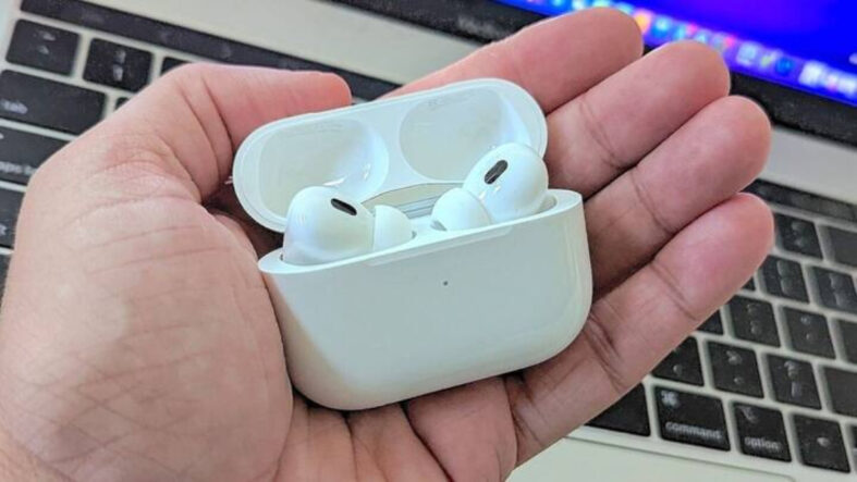 Apple, AirPods'u yapay zeka destekli kalp atış hızı monitörlerine dönüştürmek istiyor